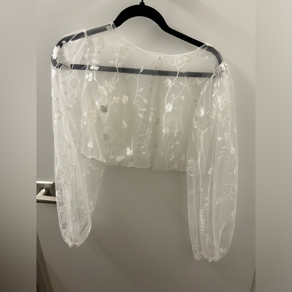 NWOT Wildflower Bridal Topper